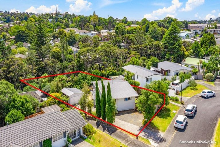Photo of property in 49 Neal Avenue, Glenfield, Auckland, 0629