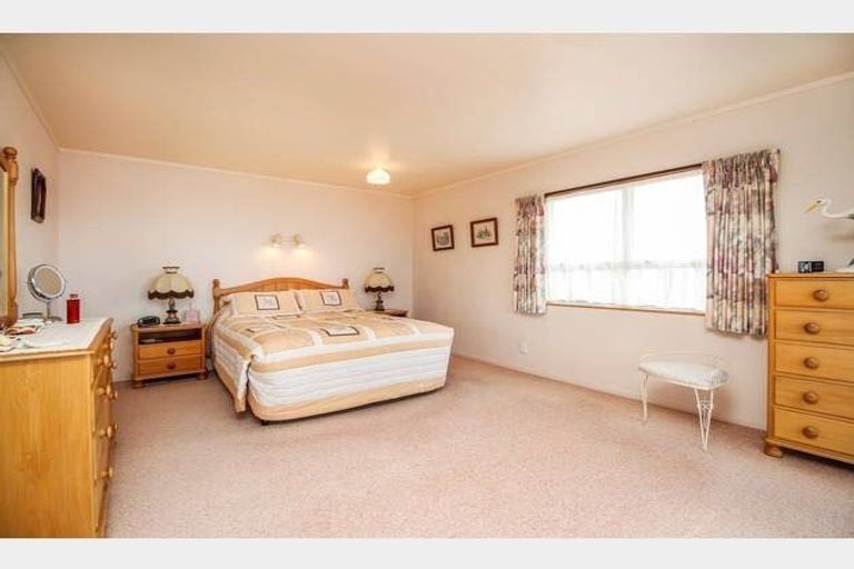 Photo of property in 78 Deep Creek Road, Torbay, Auckland, 0630