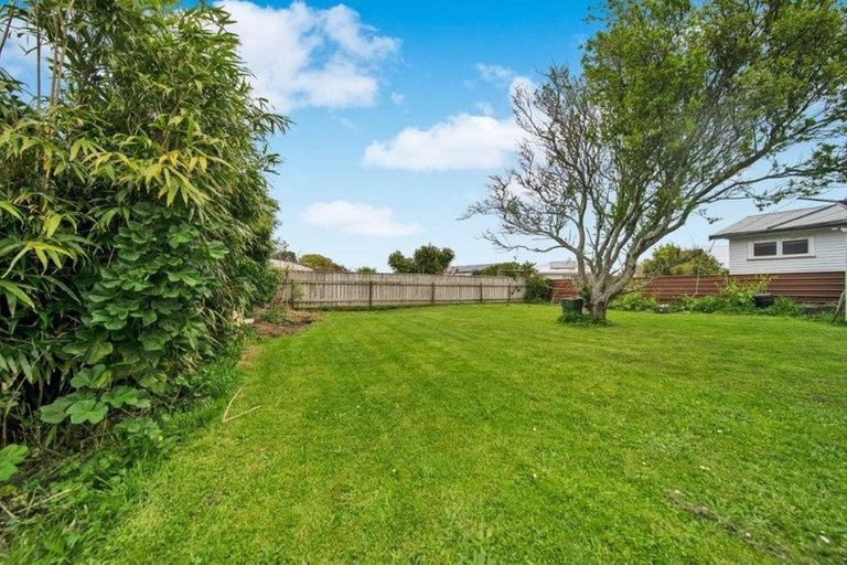 Photo of property in 39 Fairfield Road, Hawera, 4610