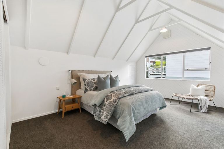 Photo of property in 1/70 Glamorgan Drive, Torbay, Auckland, 0630