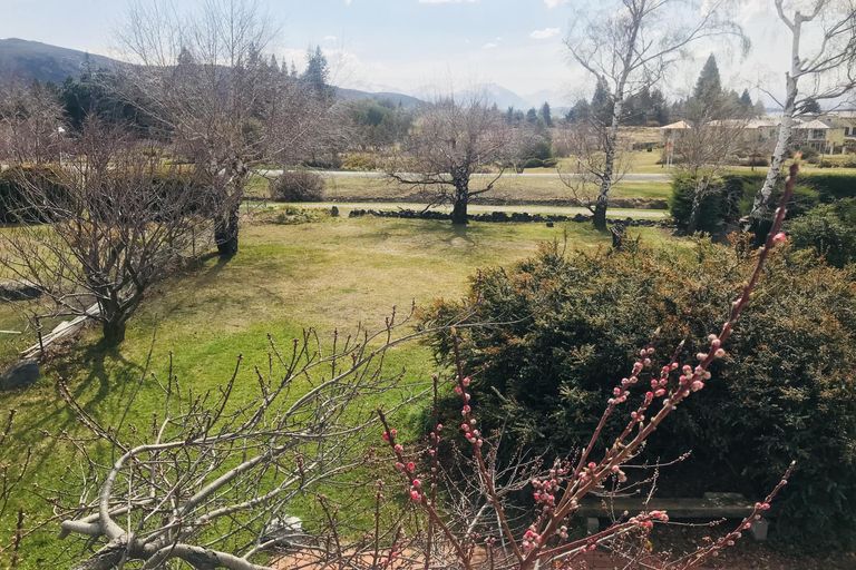 Photo of property in 11 Allan Street, Lake Tekapo, 7999