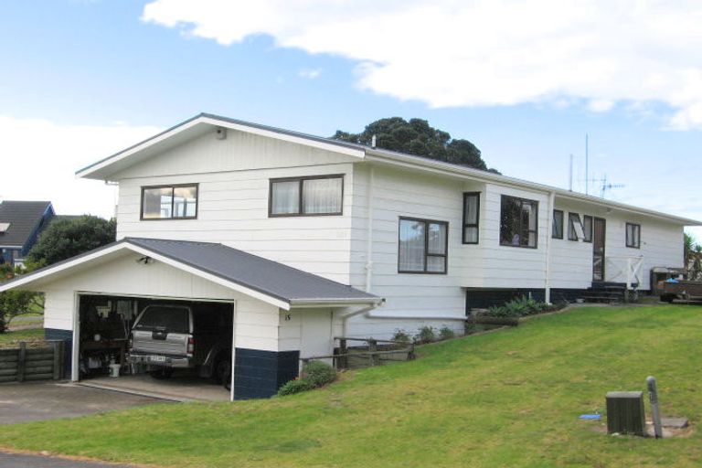 Photo of property in 15 Bonanza Place, Pauanui, Hikuai, 3579