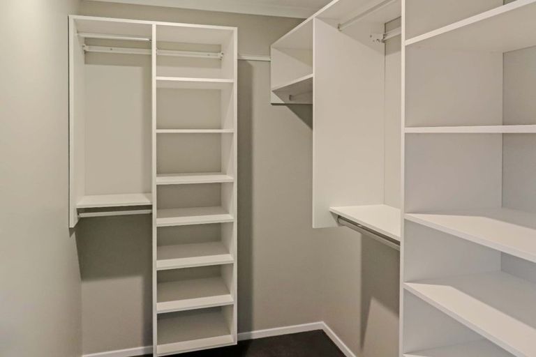 Photo of property in 4 Delaney Drive, Stokes Valley, Lower Hutt, 5019