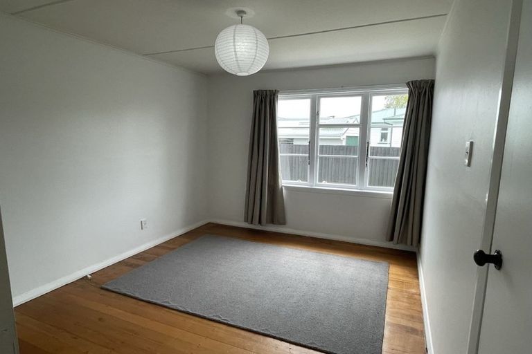 Photo of property in 37 Blighs Road, Strowan, Christchurch, 8052