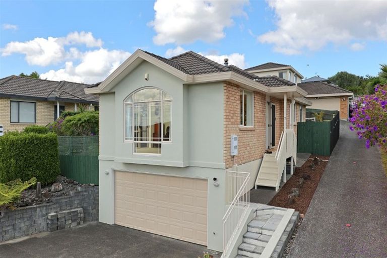 Photo of property in 7 Natasha Lane, Henderson, Auckland, 0612