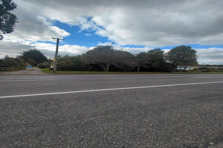 Photo of property in 72 Half Mile Road, Tuatapere, 9620