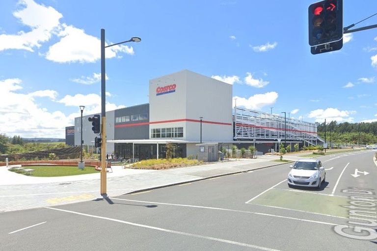 Photo of property in 5 Graceview Way, West Harbour, Auckland, 0618