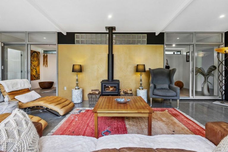 Photo of property in 30 Wiroa Road, Kerikeri, 0293