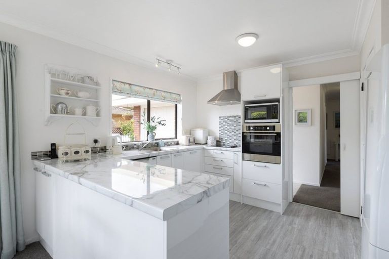 Photo of property in 9 Edith Way, Matua, Tauranga, 3110