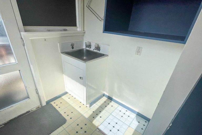 Photo of property in 4/73 Fairfield Avenue, Addington, Christchurch, 8024