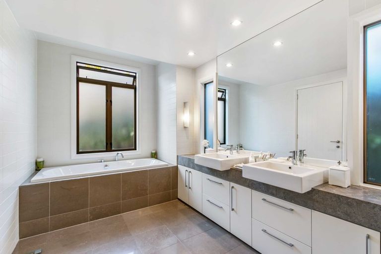 Photo of property in 192 Orakei Road, Remuera, Auckland, 1050