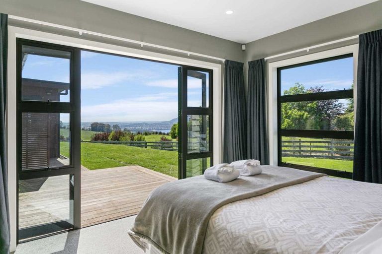 Photo of property in 67 Lomond Grove, Acacia Bay, Taupo, 3385
