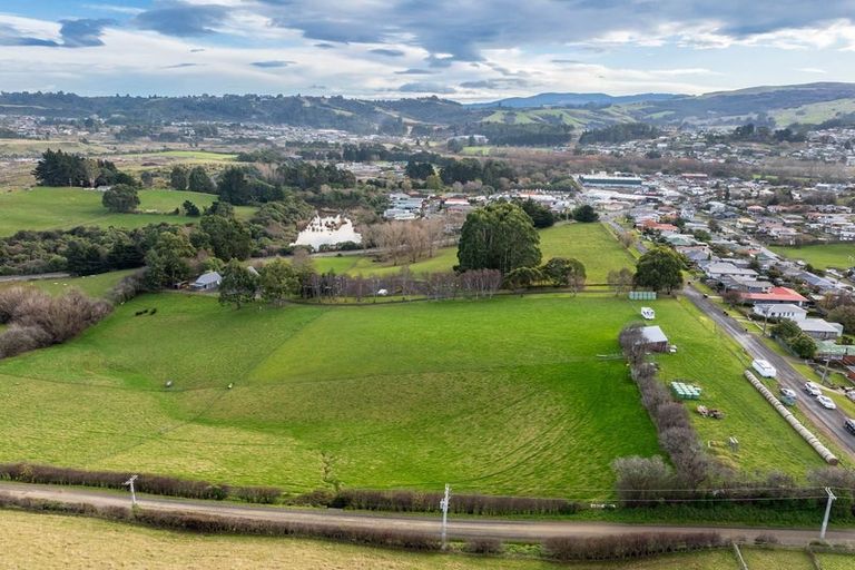 Photo of property in 35 Weir Street, Waldronville, Dunedin, 9018