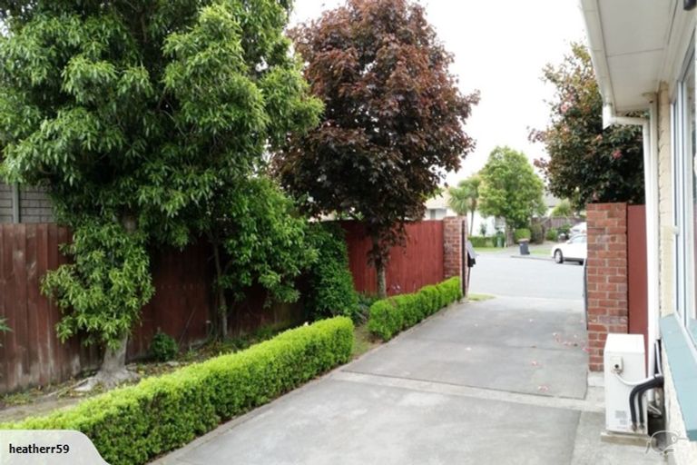 Photo of property in 17 Mckellar Place, Hornby, Christchurch, 8042