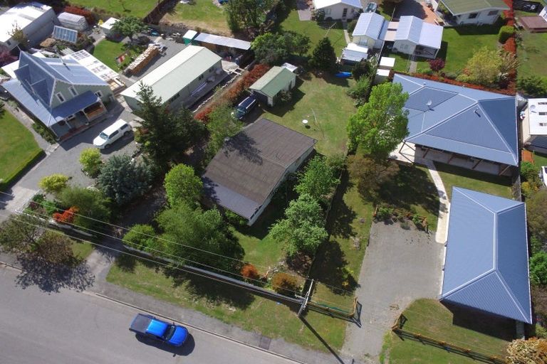 Photo of property in 19 Sutherland Road, Omarama, 9412