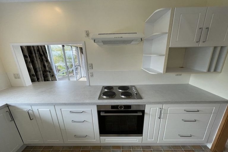 Photo of property in 24 Taitua Drive, Te Atatu South, Auckland, 0610