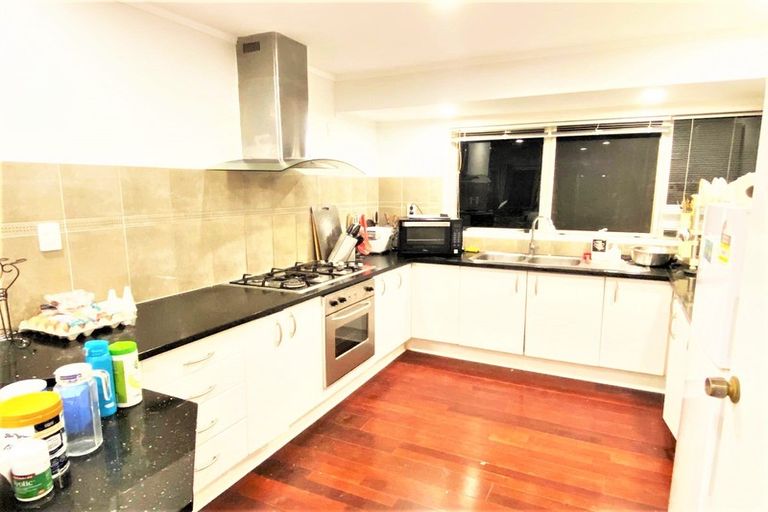 Photo of property in 21 Millhouse Drive, Northpark, Auckland, 2013