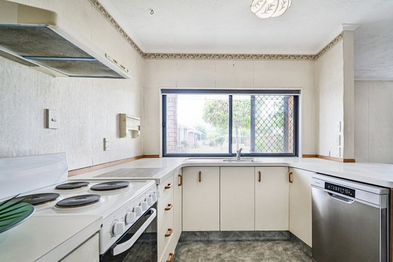 Photo of property in 4/410 Saint Aubyn, Hastings, 4122