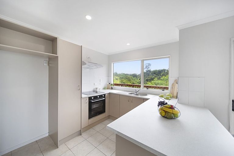 Photo of property in 39 Jadewynn Drive, Massey, Auckland, 0614