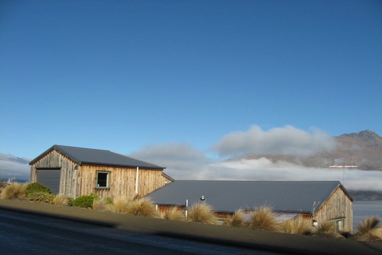 Photo of property in 34 Belfast Terrace, Queenstown, 9300