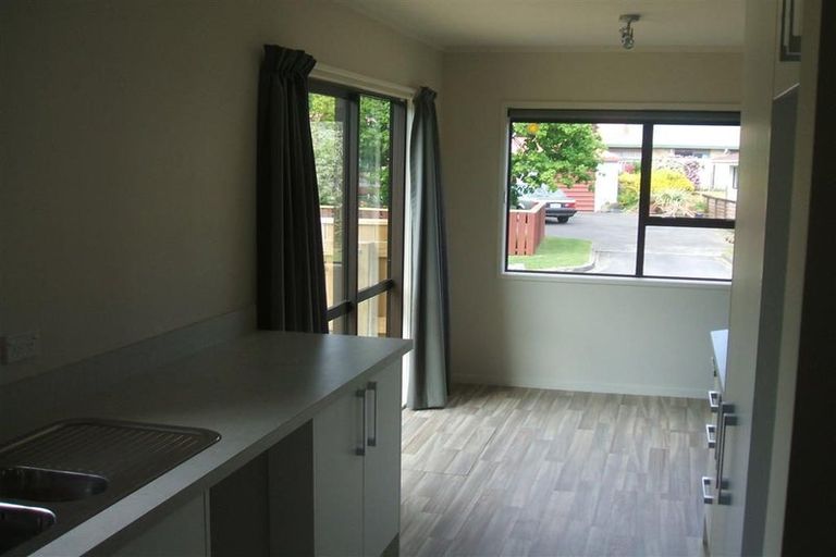 Photo of property in 7 Redwood Close, Paraparaumu, 5032