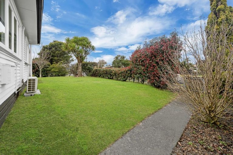 Photo of property in 76 Old Wairoa Road, Papakura, 2110
