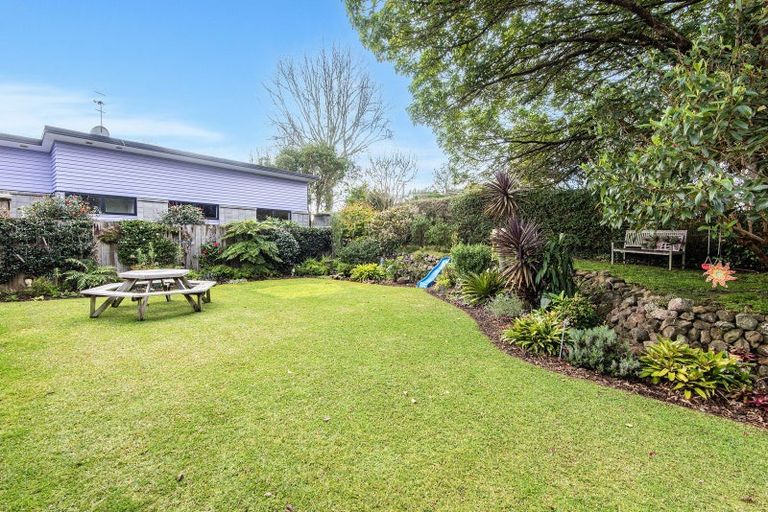 Photo of property in 28 Tawhai Place, Parahaki, Whangarei, 0112