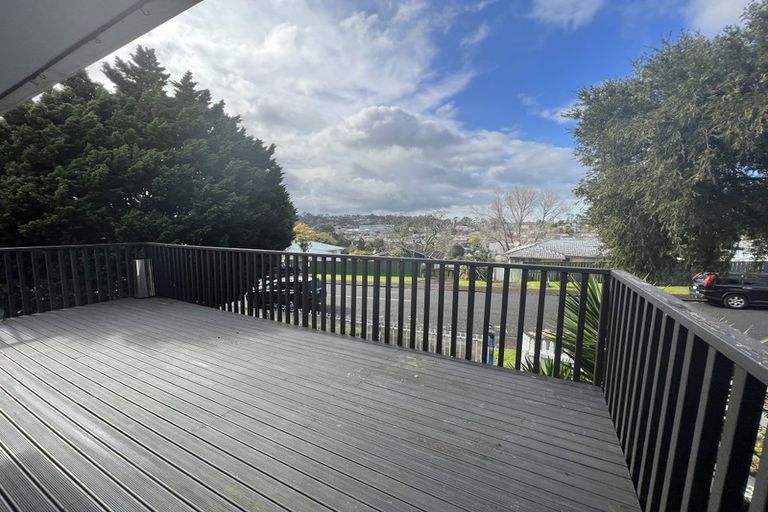 Photo of property in 23 Chislehurst Street, Henderson, Auckland, 0612