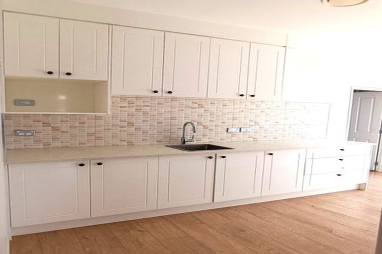 Photo of property in 73 Rosewell Crescent, Flat Bush, Auckland, 2019