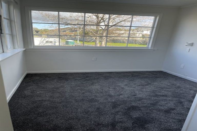 Photo of property in 2 Tiri Road, Manly, Whangaparaoa, 0930
