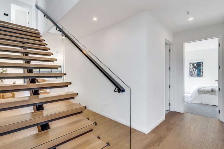 Photo of property in 12c Memorial Avenue, Ilam, Christchurch, 8053