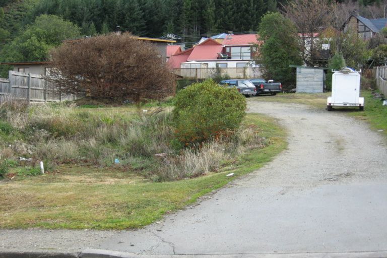 Photo of property in 12 Williams Street, Sunshine Bay, Queenstown, 9300