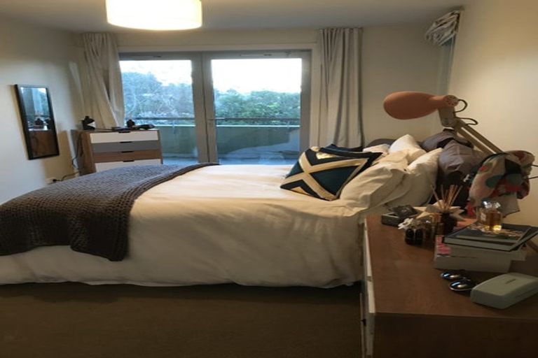 Photo of property in 1/59 Mortimer Terrace, Brooklyn, Wellington, 6021