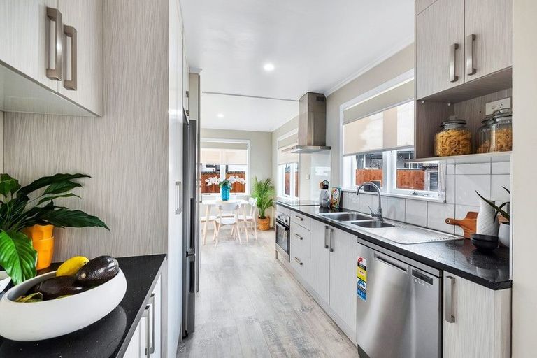 Photo of property in 64 Hillside Road, Papatoetoe, Auckland, 2025