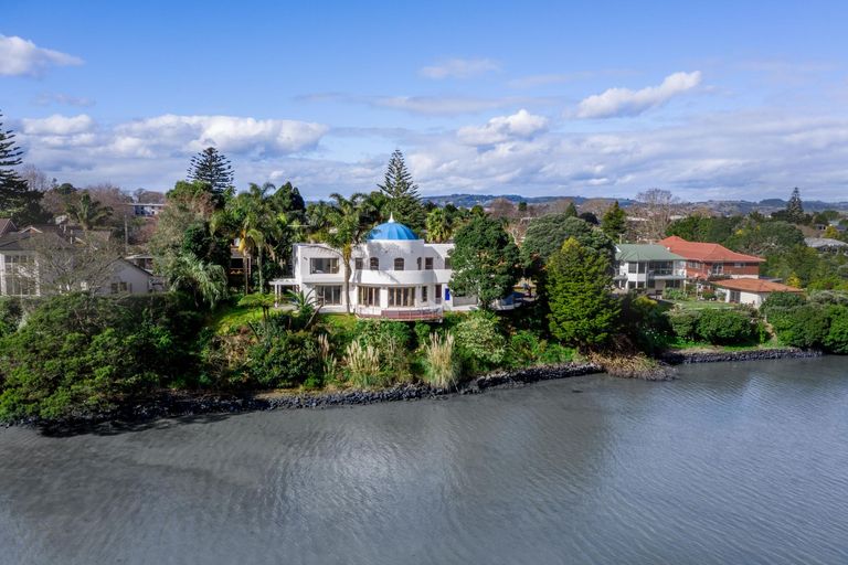 Photo of property in 6 Shepherds Road, Papakura, 2110