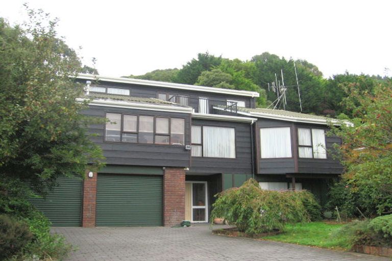 Photo of property in 50 Peterhouse Street, Tawa, Wellington, 5028