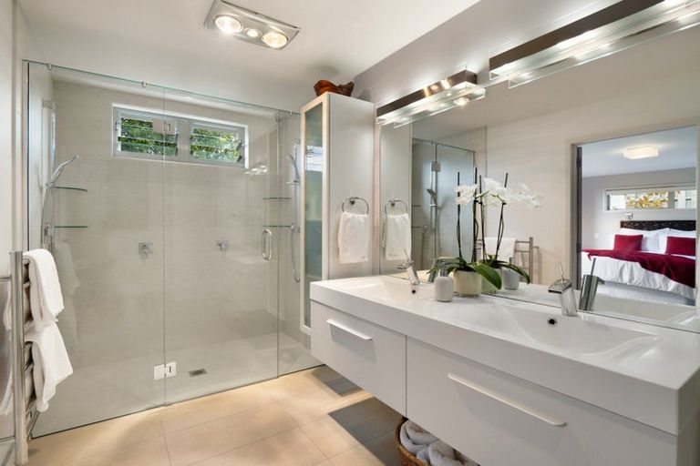 Photo of property in 30 Ngarata Avenue, Mount Maunganui, 3116