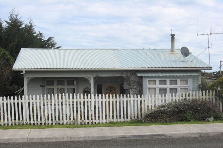 Photo of property in 71 Kahukura Avenue, Waitarere Beach, Levin, 5510