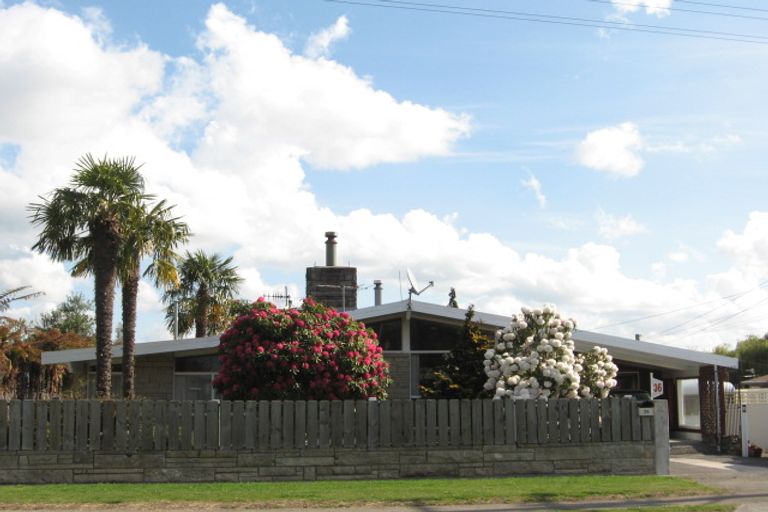 Photo of property in 36 Robinson Avenue, Holdens Bay, Rotorua, 3010