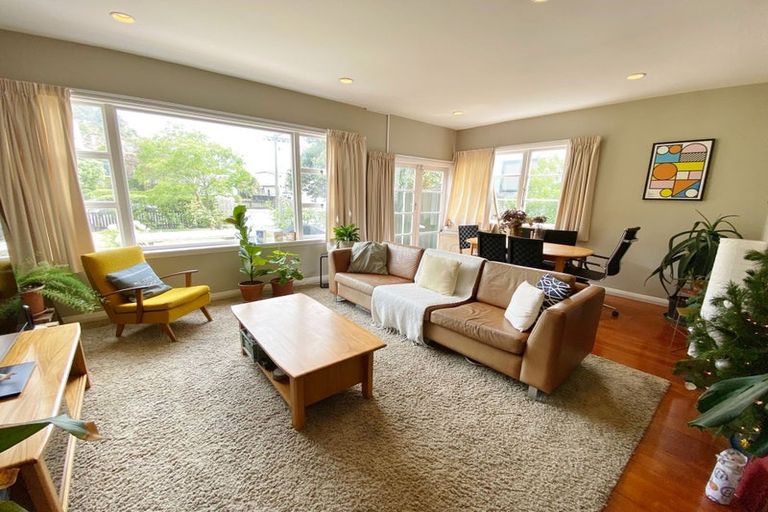 Photo of property in 25 Stoke Street, Sumner, Christchurch, 8081