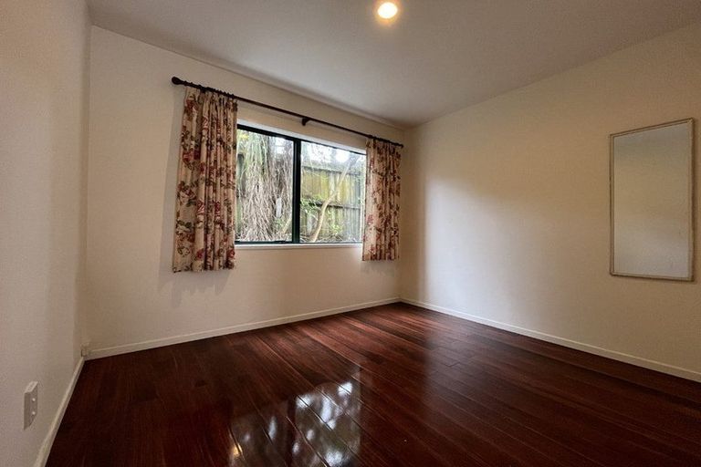 Photo of property in 17/1 Briar Way, New Lynn, Auckland, 0600