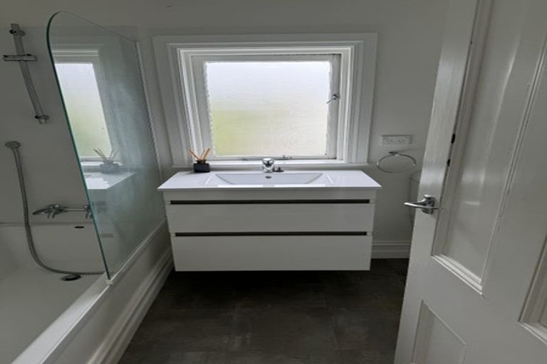 Photo of property in 3/83 Austin Street, Mount Victoria, Wellington, 6011