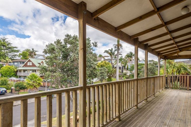 Photo of property in 7a Sailfish Drive, West Harbour, Auckland, 0618