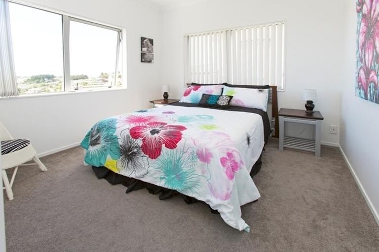 Photo of property in 1187 Whangaparaoa Road, Gulf Harbour, Whangaparaoa, 0930