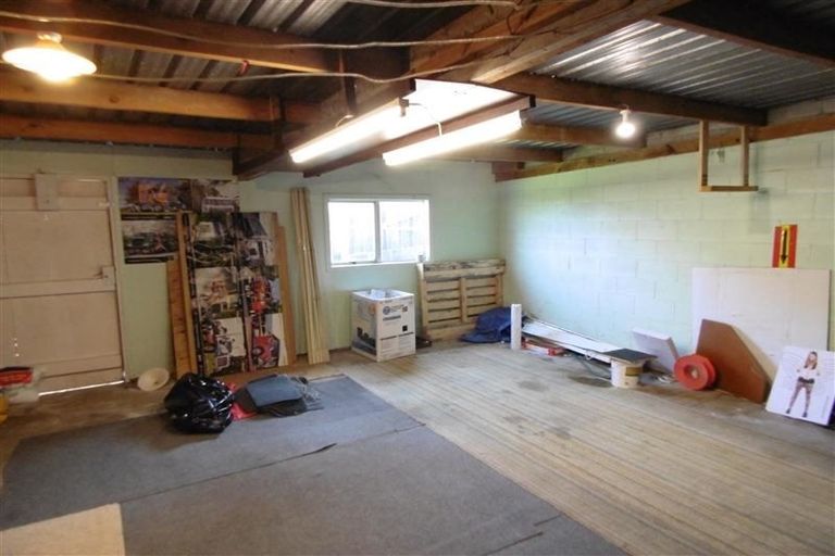 Photo of property in 12 Norwich Avenue, Spotswood, New Plymouth, 4310