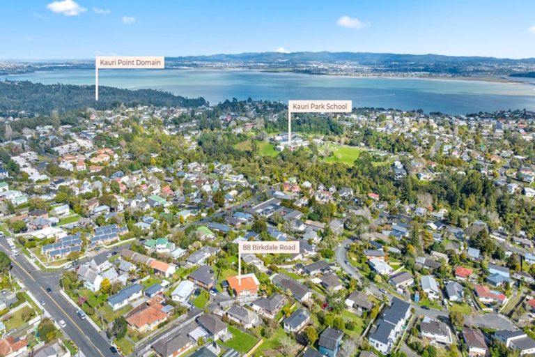 Photo of property in 88 Birkdale Road, Birkdale, Auckland, 0626