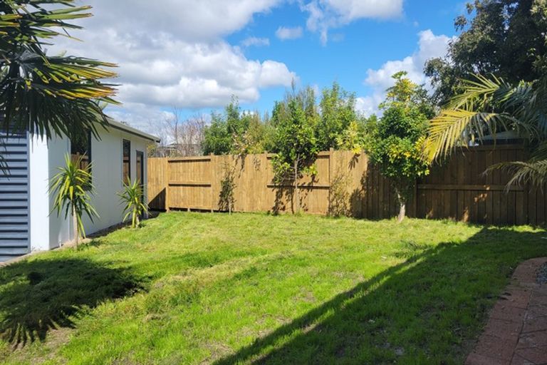 Photo of property in 14 Harbour View Road, Omokoroa, 3114