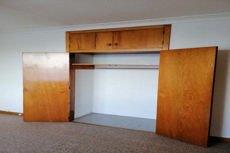 Photo of property in 92 Eglinton Road, Mornington, Dunedin, 9011