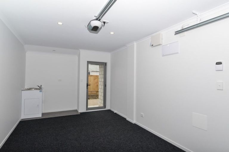 Photo of property in 4/56 Sandwich Road, Saint Andrews, Hamilton, 3200