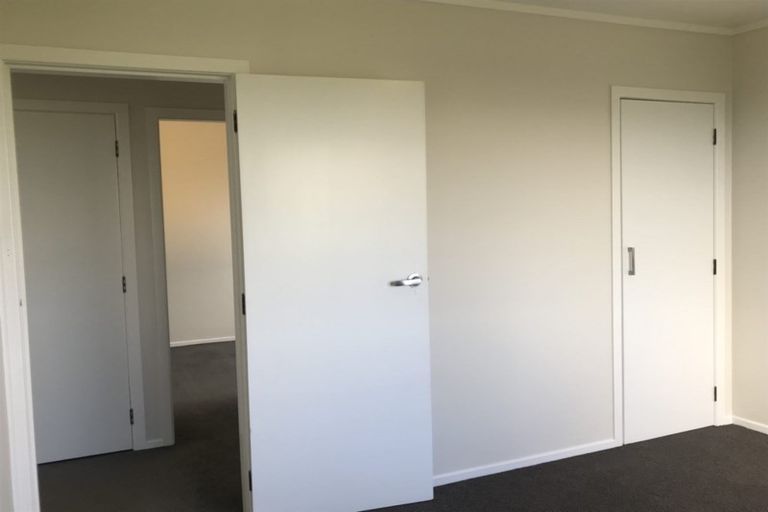 Photo of property in 59 Baylands Drive, Newlands, Wellington, 6037